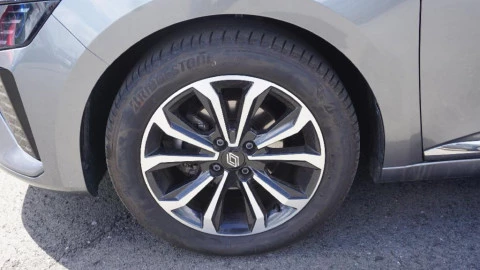 Renault Clio Techno TCe 90 (67kw)