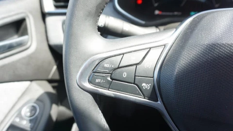 Renault Clio Techno TCe 90 (67kw)