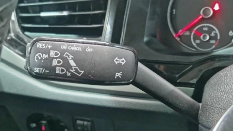 Volkswagen Polo Advance 1.6 TDI 70kW (95CV)