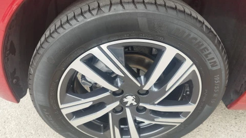 Peugeot 208 BlueHDi 73kW (100CV) Allure Pack