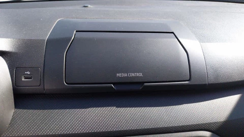 Dacia Sandero   SCe Access 49kW