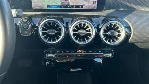 Mercedes-Benz Clase A Sedán A 180 d