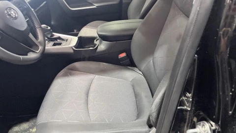 Toyota Rav4 2.5l 220H Advance