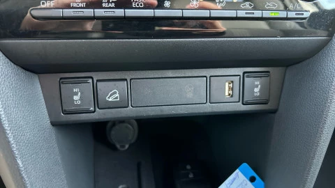 Toyota Yaris Cross 1.5 120H Adventure