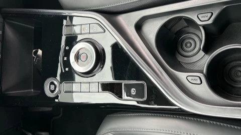 Kia Niro 1.6 GDi HEV 95kW (129CV) Drive