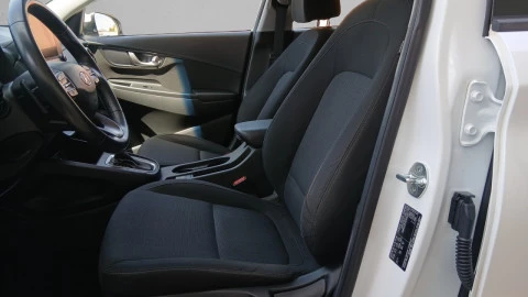 Hyundai Kona 1.6 GDI HEV Maxx DCT