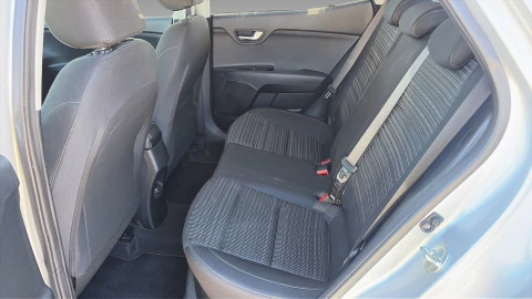 Kia Stonic  1.0 T-GDi MHEV Drive 100