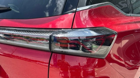 EBRO S700 1.5 TGDI HEV Luxury 165kW (224CV) 1DHT