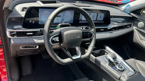 EBRO S700 1.5 TGDI HEV Luxury 165kW (224CV) 1DHT