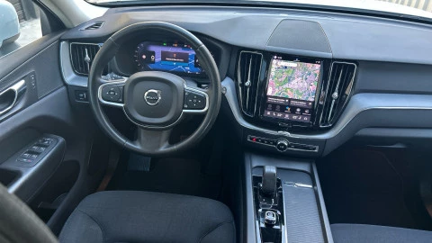 Volvo XC60 2.0 B4 G Momentum Pro Auto