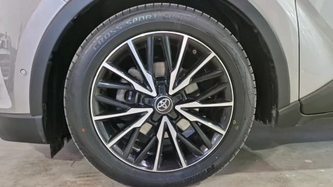 Toyota C-HR 1.8 125H Active