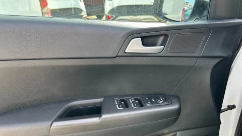 Kia Sportage 1.6 MHEV Concept 85kW (115CV) 4x2