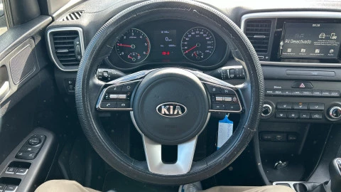 Kia Sportage 1.6 MHEV Concept 85kW (115CV) 4x2