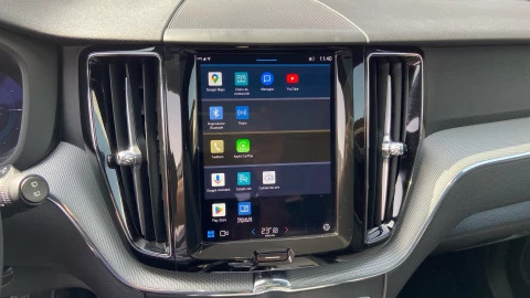 Volvo XC60 2.0 T6 AWD Recharge Plus Dark Auto