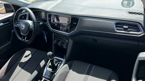 Volkswagen T-Roc Advance R-Line 1.5 TSI 110kW (150CV)