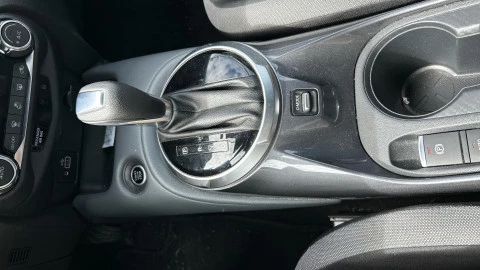 Nissan Juke DIG-T 84 kW (114 CV) DCT 7 V N-Connecta