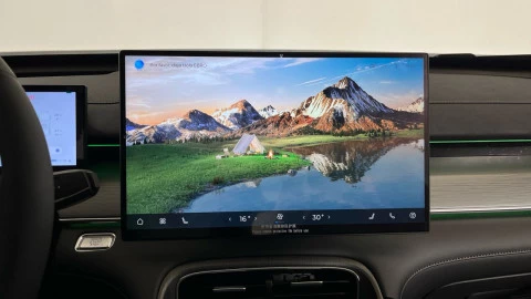 EBRO S800 1.6 TGDI Luxury 7 DCT