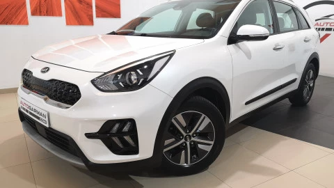 Kia Niro 1.6 GDi HEV 104kW (141CV) Drive