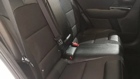 Kia Niro 1.6 GDi HEV 104kW (141CV) Drive