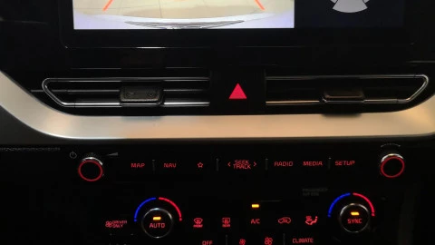 Kia Niro 1.6 GDi HEV 104kW (141CV) Drive