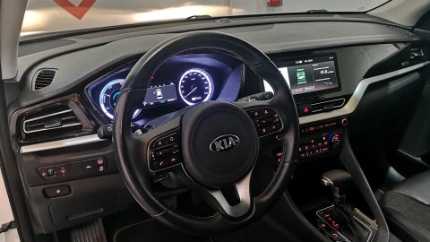 Kia Niro 1.6 GDi HEV 104kW (141CV) Drive