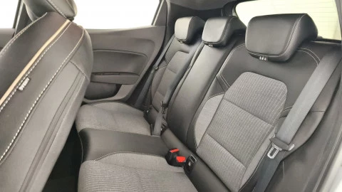 Renault Clio  E-TECH Full Hybrid Techno 105kW