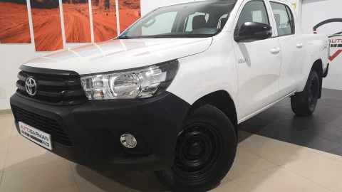 Toyota Hilux 2.4 D4D Cabina Doble GX
