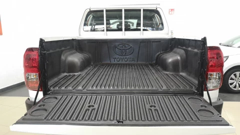 Toyota Hilux 2.4 D4D Cabina Doble GX