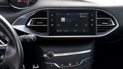 Peugeot 308 5p Tech Edition PureTech 130 S&S EAT8