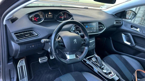 Peugeot 308 5p Tech Edition PureTech 130 S&S EAT8