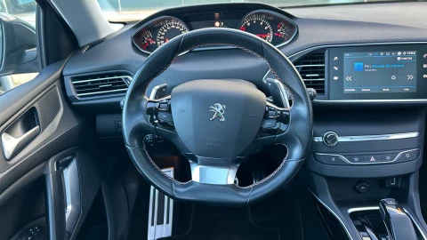 Peugeot 308 5p Tech Edition PureTech 130 S&S EAT8