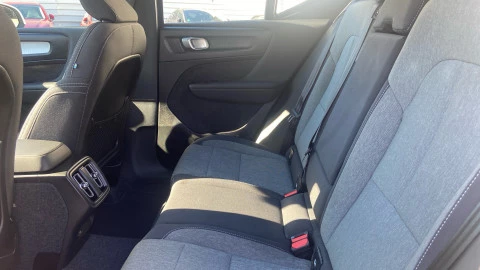 Volvo XC40 2.0 B3 G Core Auto