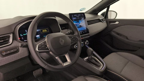 Renault Clio  E-TECH Full Hybrid Techno 105kW