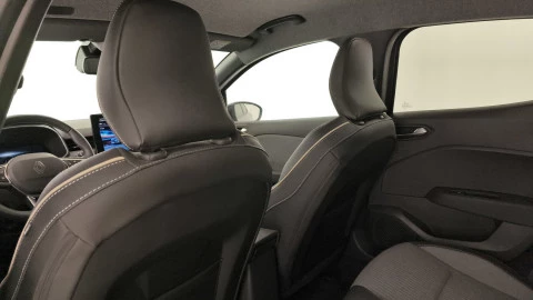 Renault Clio  E-TECH Full Hybrid Techno 105kW