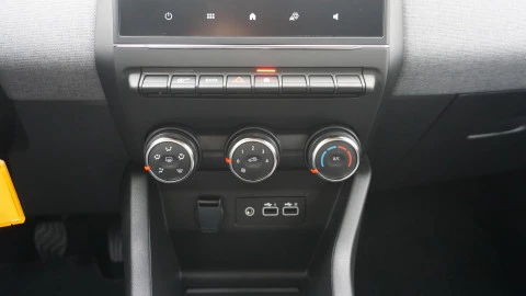 Renault Clio Evolution TCe 90 (67kw)