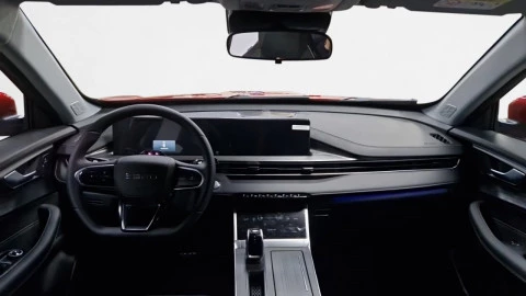 EBRO S400 1.5 DHE HEV Excellence CVT