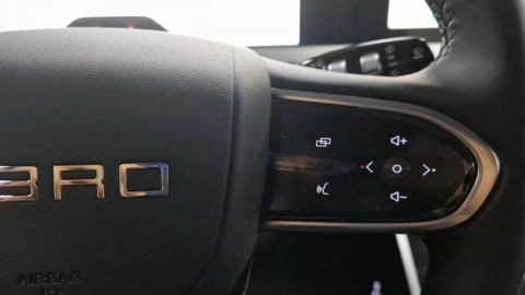 EBRO S400 1.5 DHE HEV Excellence CVT