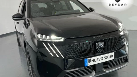 Peugeot 5008 Hybrid 1.2 107KW GT eDCS6