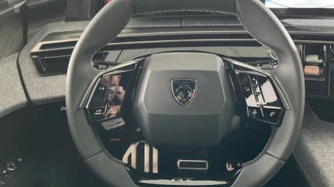 Peugeot 5008 Hybrid 1.2 107KW GT eDCS6