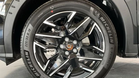 Peugeot 5008 Hybrid 1.2 107KW GT eDCS6