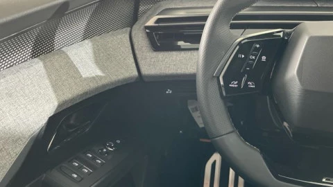 Peugeot 5008 Hybrid 1.2 107KW GT eDCS6