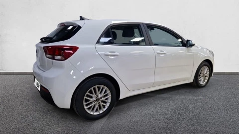 Kia Rio 1.2 CVVT 62kW (84CV) Concept