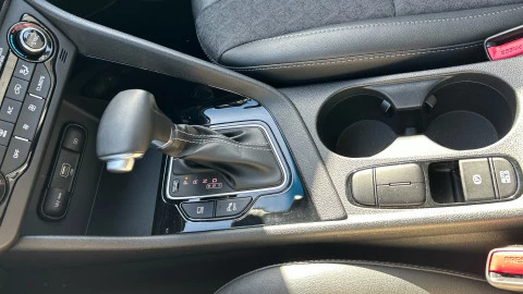 Kia Niro 1.6 GDi HEV 104kW (141CV) Drive