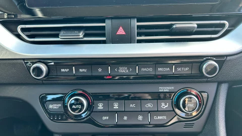 Kia Niro 1.6 GDi HEV 104kW (141CV) Drive