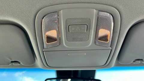 Kia Niro 1.6 GDi HEV 104kW (141CV) Drive