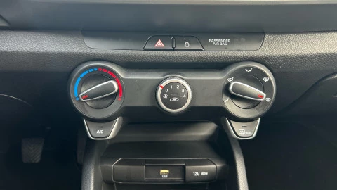 Kia Stonic 1.0 T-GDi 74kW (100CV) MHEV MT Concept