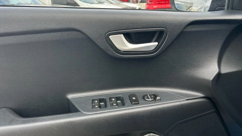 Kia Stonic 1.0 T-GDi 74kW (100CV) MHEV MT Concept