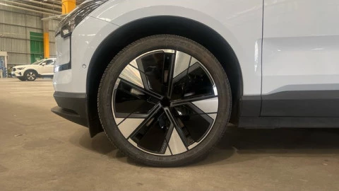 Volvo EX30 Twin Motor Ultra AWD Auto 315 kW (428 CV)