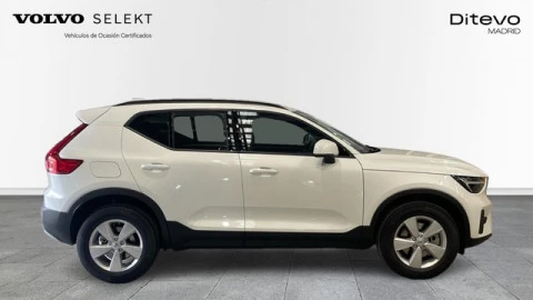 Volvo XC40 B3 G Essential Auto 120 kW (163 CV)