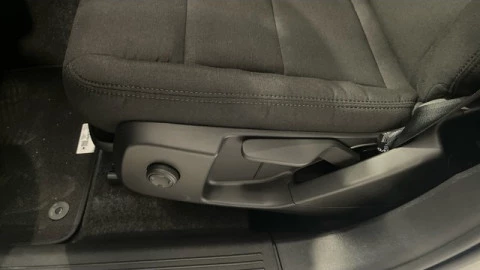 Volvo XC40 B3 G Essential Auto 120 kW (163 CV)